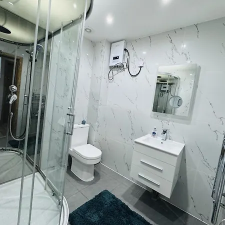 The Edge Ft7 Apartment London Room photo